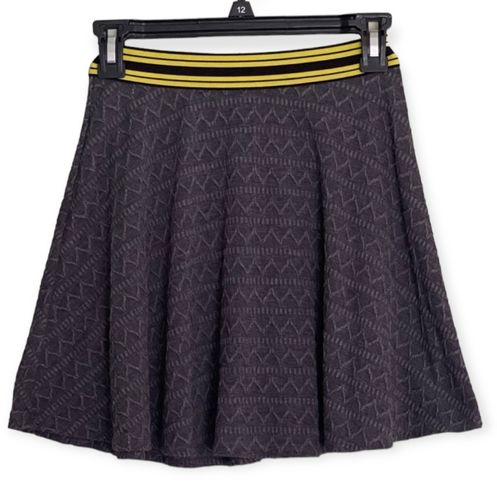 princess vera wang Black Textured Skater Skirt with Yellow Stripe Waistband